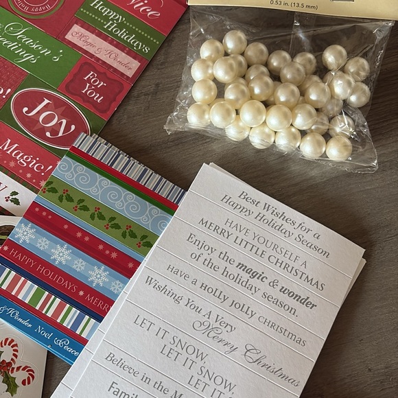 Colorful Holiday Card Crafting Set - Picture 6 of 9